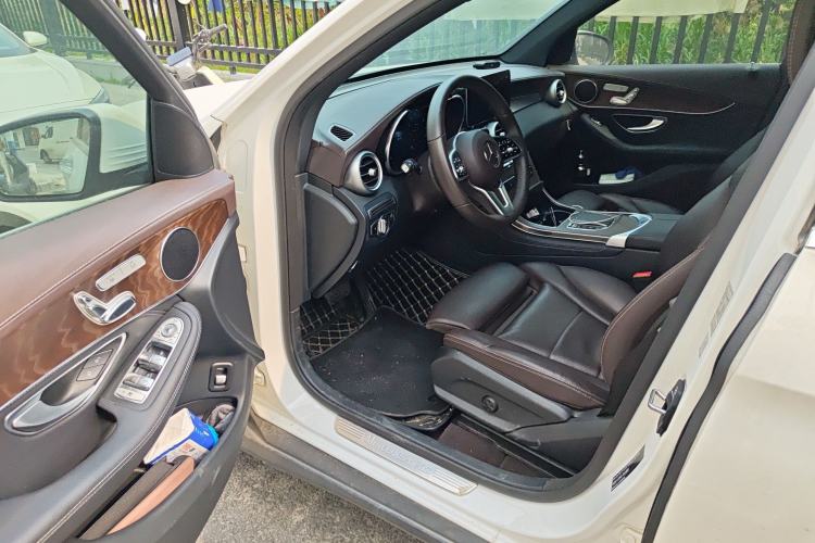 Used Mercedes-Benz GLC 2020 Facelift GLC 260 L 4MATIC Luxury Edition