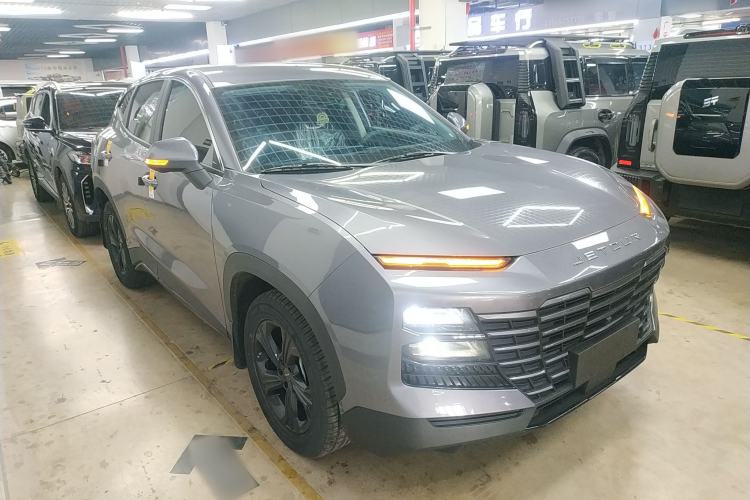 Used JETOUR Dashing 2026 Model—Youth Edition, 1.5T 6DCT Elite Edition Front Right 45 Deg