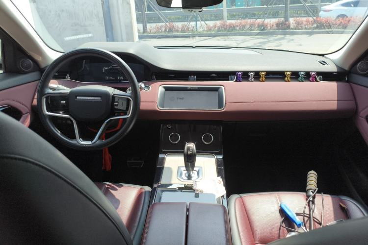 Used Land Rover Range Evoque New Energy 2022 Aurora L P300e Plug-in Hybrid Electric Version Center Console
