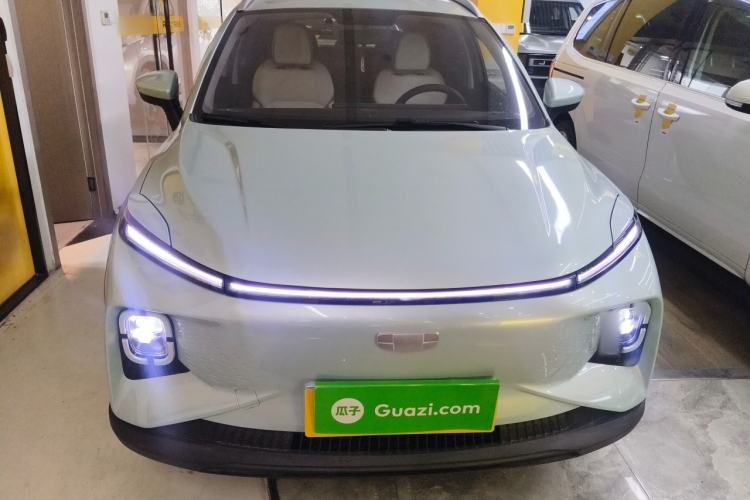 Used Geometry E Firefly 2024 401 km Fluorescent
