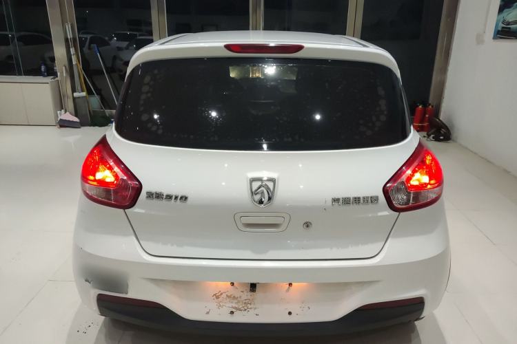 Used Baojun 310 2016 1.2L manual Comfort trim level