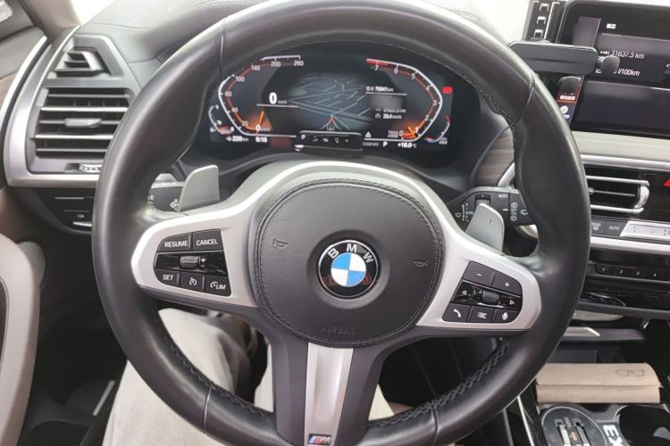 Used BMW X3 2022 Facelift xDrive30i Luxury Edition M Night Edition Package Steering Wheel