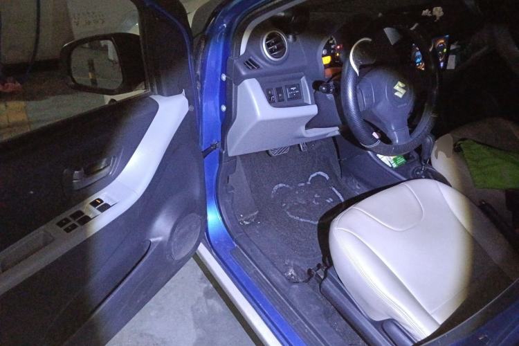 Used Suzuki Alto 2013 1.0L Automatic Luxury Model Driver Seat