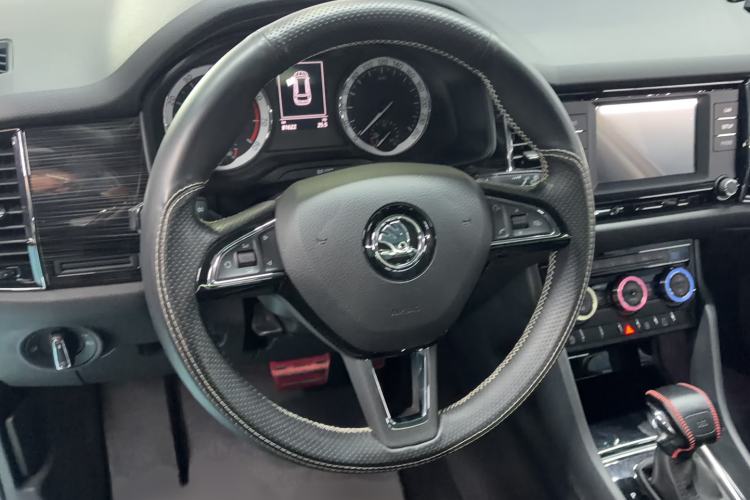 Used Skoda Kodiaq 2017 TSI330 7-Seater Two-Wheel-Drive Luxury Edition