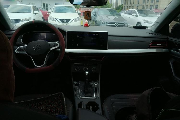 Used Volkswagen Lavida 2023 300TSI DSG Starry Full-Comfort Edition Center Console