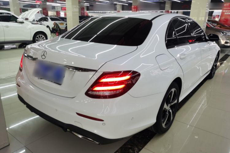 Used Mercedes-Benz E-Class 2017 E 200 Sport Exterior 3