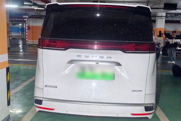 Used Denza D9 2022 DM-i 970 Four-Wheel Drive Flagship Model