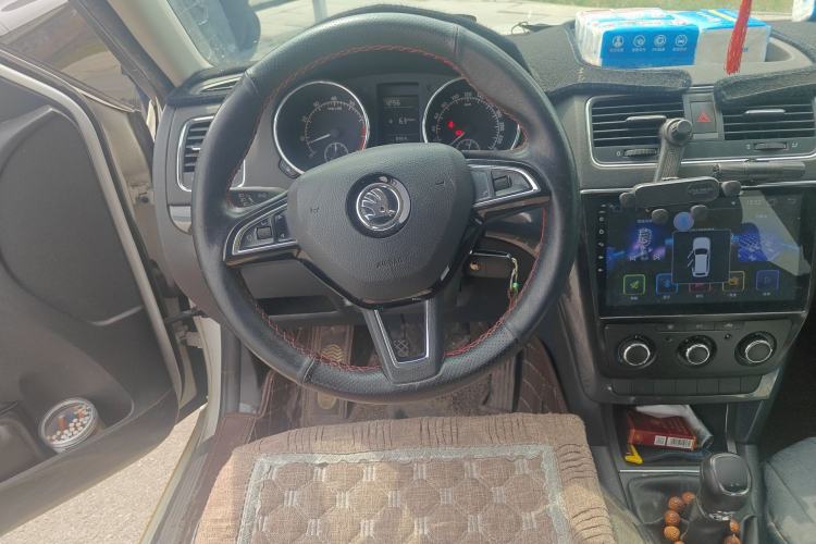 Used Skoda Yeti 2016 1.4TSI Manual Entry-Level Model Steering Wheel