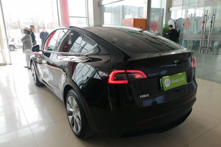 Used Tesla Model Y 2022 Rear-Wheel-Drive Version Rear Left 45 Deg