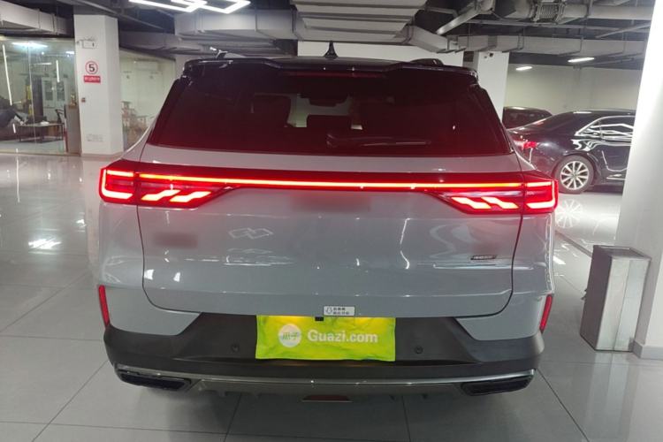 Used Dongfeng Aeolus Huge 2022 Mach Dual-Motor 1.5T MHD Dare-to-Dream Edition