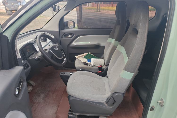 Used Wuling Hongguang MINIEV 2021 Macaron Premium Model – Lithium Iron Phosphate Left Front Seat