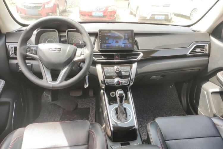 Used Zotye Domy X5 2015 1.5T CVT Landlord Model China IV Standard
