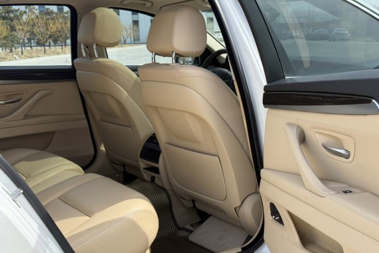 Used BMW 5 Series 2014 525Li Luxury Design Package
