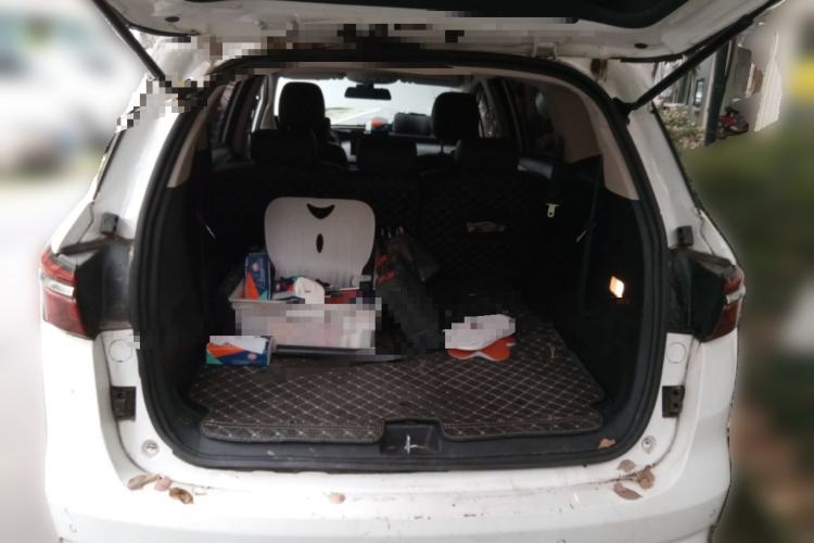 Used BYD Song MAX 2021 Upgraded Model 1.5T Automatic Luxury 7-Seater Trunk