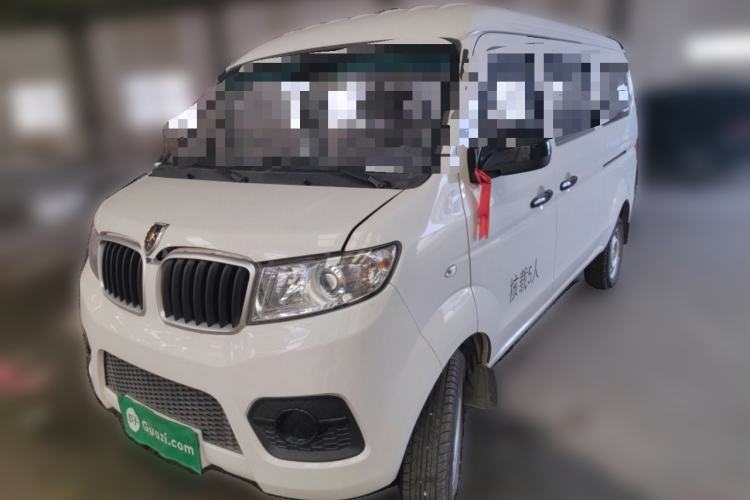 Used Jinbei Hiace X30 2024 1.5L Champion Edition Passenger Vehicle 5/6/7 Seats