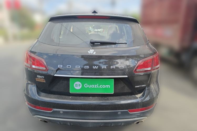 Used BORGWARD BX7 2016 28T Two-Wheel Drive Luxury Version 5 Seats
