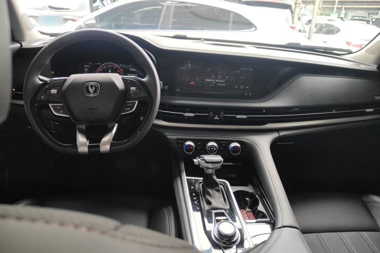 Used CHANGAN CS95 2021 2.0T Four-Wheel Drive Luxury Version
