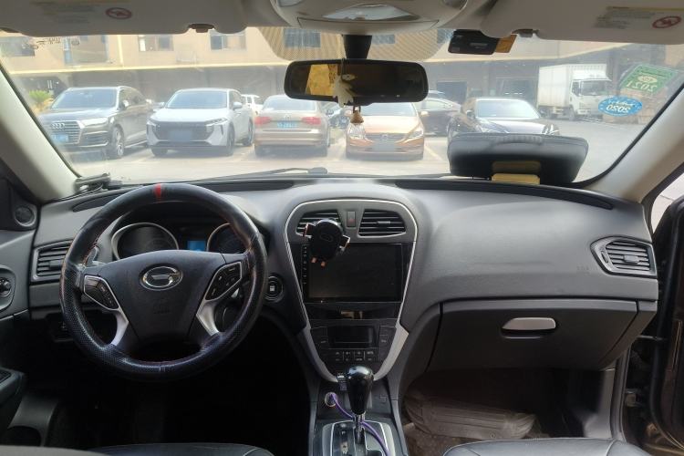 Used GAC Trumpchi GS5 2014 2.0L Automatic Two-Wheel Drive Anniversary Value Edition
