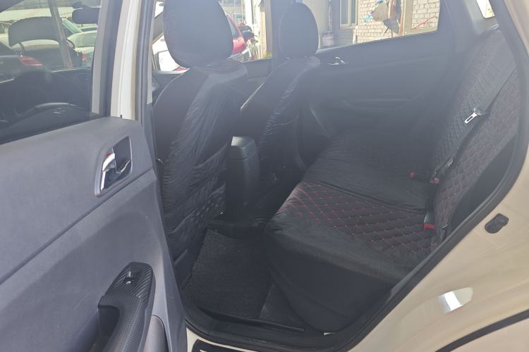 Used Haima M3 2016 1.5L Manual Comfort Model with Sunroof