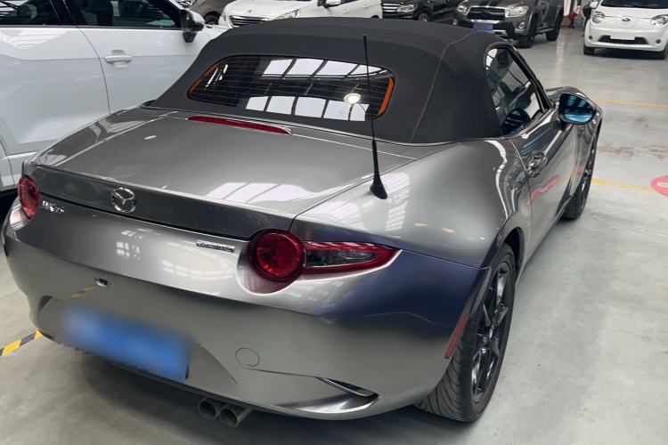 Used Mazda MX-5  Exterior 4