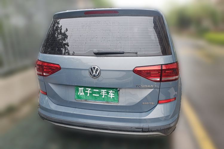 Used Volkswagen Touran 2018 Volkswagen Touran L 280TSI DSG Boundary Edition 7 Seats China VI Standard Rear
