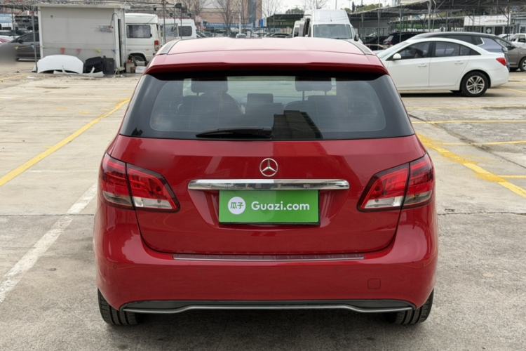 Used Mercedes-Benz B-Class 2017 B 180 Exterior 7