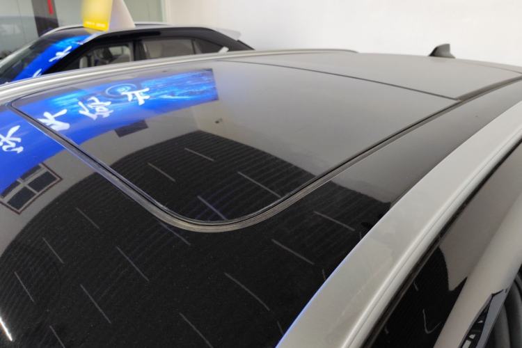 Used Geely Auto Monjaro L 2024 2.0TD DCT EVO Two-Wheel Drive Long-Range Version Roof