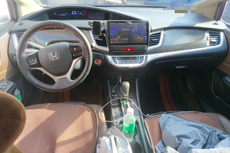 Used Honda Jade 2017 1.8L automatic Comfort version 6 seats