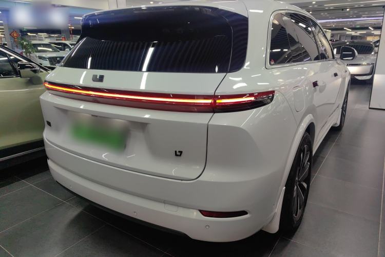 Used Li Auto L7 2025 Pro Smart Refresh Edition
