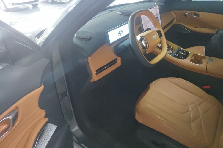 Used Geely Galaxy Xingjian 7 EM-i 2025 55km Exploration Edition Driver Seat