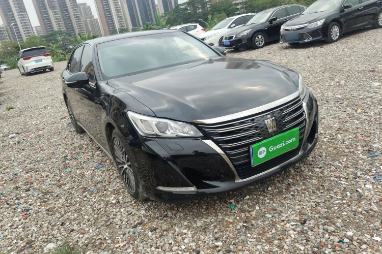 Used Toyota Crown 2018 2.0T Sport Edition Front Right 45 Deg
