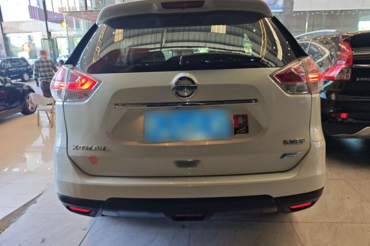 Used Nissan X-Trail 2015 2.0L CVT Comfort MAX Edition 2WD