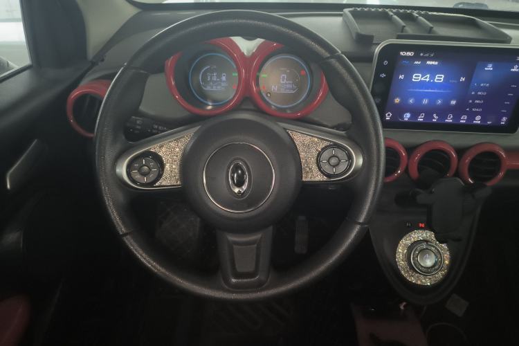 Used ORA Black Cat 2021 351 km Standard Version Steering Wheel