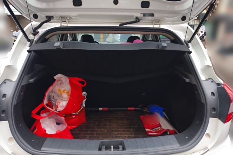 Used JAC Refine S2 2015 1.5L CVT Luxury Smart Version
