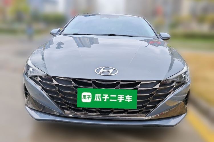 Used Hyundai Elantra 2021 1.5L CVT LUX Prestige Edition
