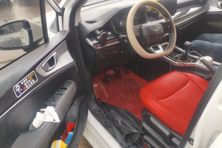 Used Wuling Jiachen 2022 1.5L Manual Enjoyment Elite Model
