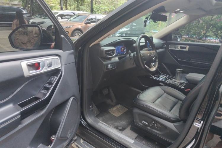 Used Ford Explorer 2020 EcoBoost 285 4x4 Titanium Edition 7-Seater
