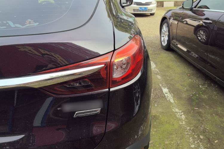 Used Mazda CX-4 2018 2.0L Automatic Two-Wheel Drive Blue Sky Dynamic Version China V Standard Right Rear Taillight