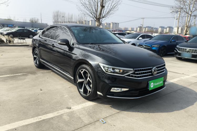 Used Volkswagen Magotan 2023 2 Million Units Limited Edition 330TSI DSG Leading Version