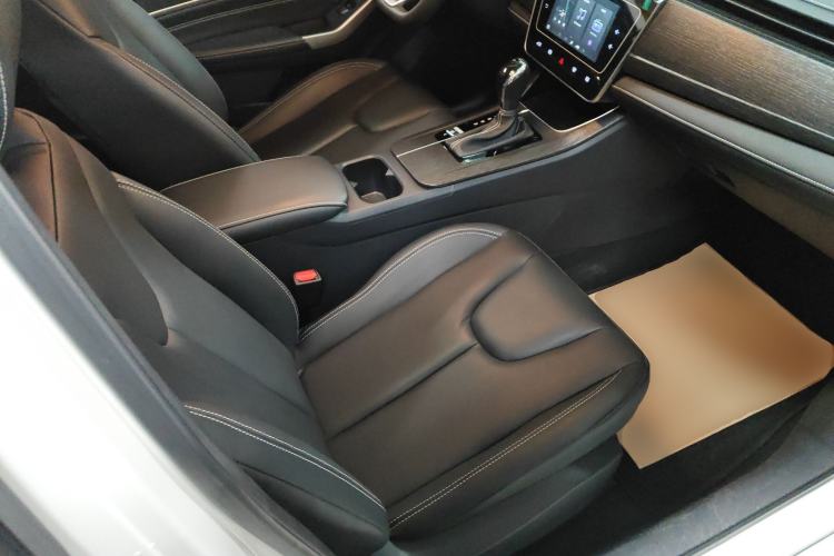 Used Venucia D60 2023 PLUS 1.6L XL CVT Yue Ling Edition