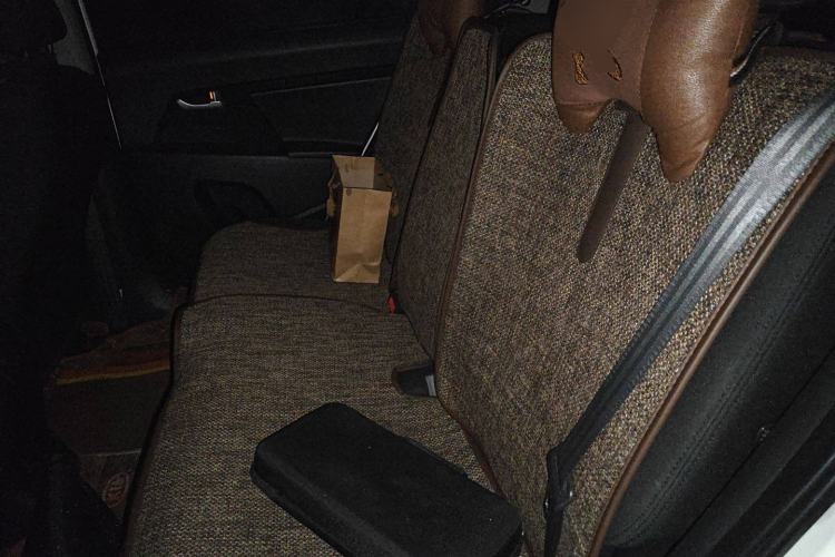 Used Kia Sportage R 2014 2.0L Manual Two-Wheel Drive GL Trim