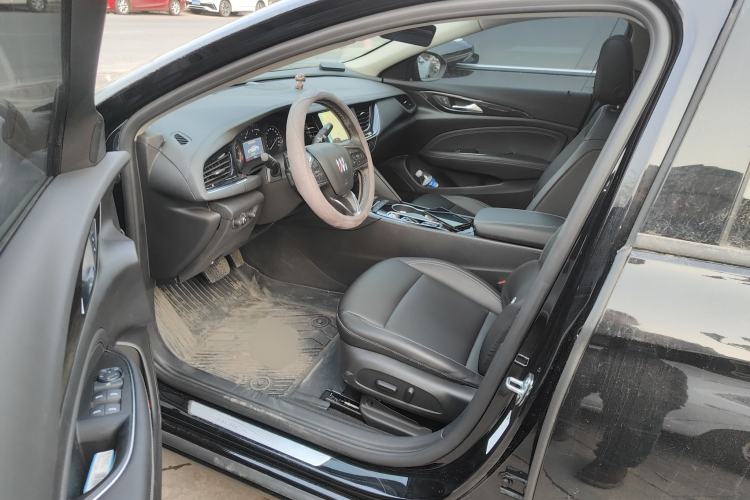 Used Buick Regal 2024 Revised 25T Ultra-Comfort Edition Driver Seat