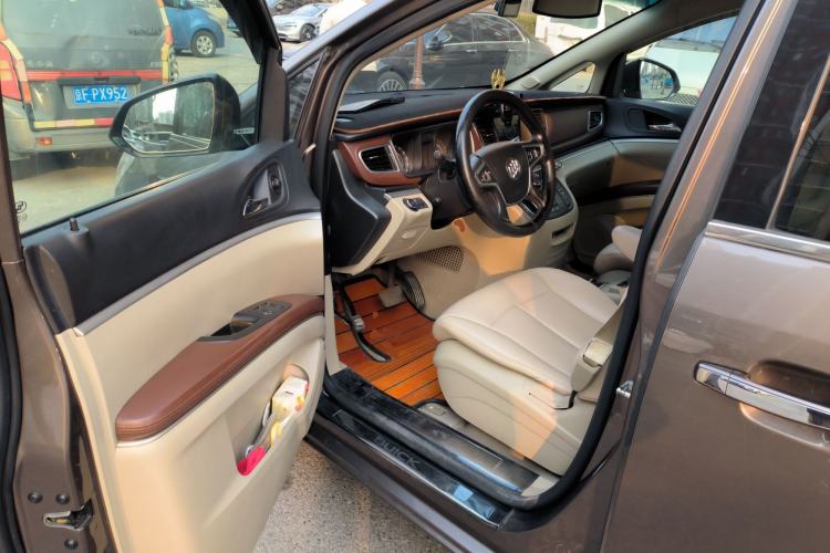 Used Buick GL8 2017 25S Luxury Version China V Standard
