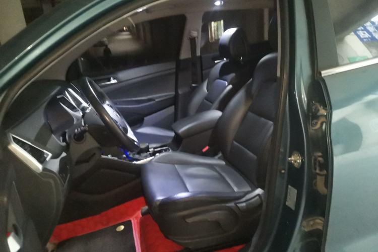 Used Hyundai Tucson 2015 1.6T Dual-Clutch Two-Wheel-Drive Smart Model
