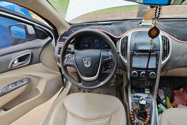 Used Baojun 630 2014 1.5L manual Comfort trim level Steering Wheel