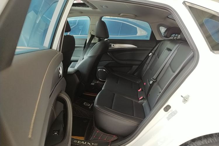 Used CHANGAN Eado 2019 High-Energy Edition 1.6L GDI Manual Pioneer Model China VI Standard