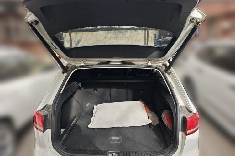 Used Volkswagen Variant 2017 380TSI Two-Wheel Drive Comfort Edition