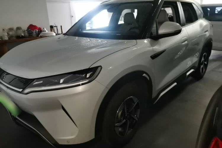 Used BYD Yuan UP 2024 401KM Leading Edition