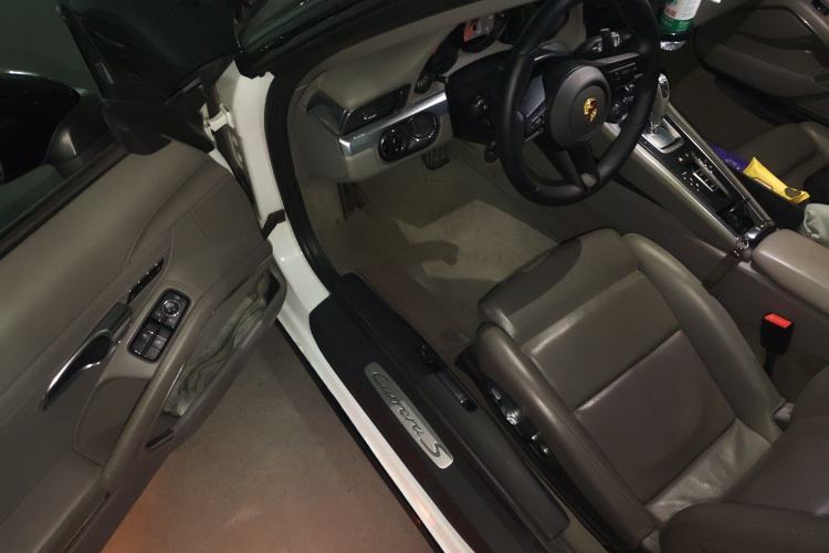 Used Porsche 911 2012 Carrera S 3.8L