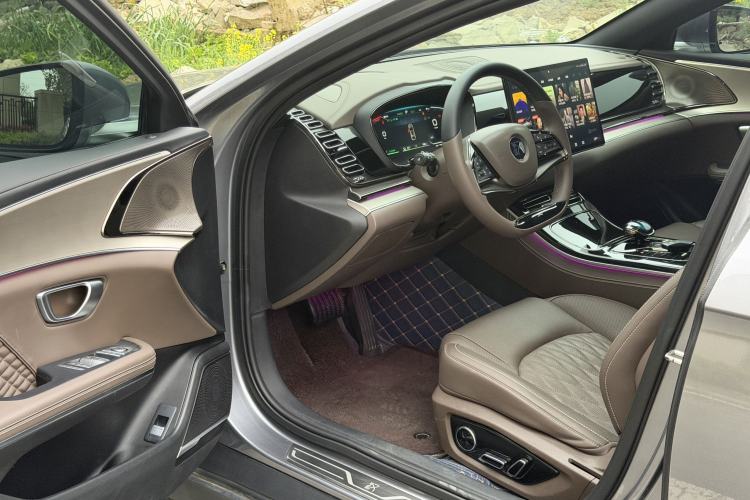 Used BYD Han 2023 EV Champion Edition 506KM Front-Wheel-Drive Premium Model